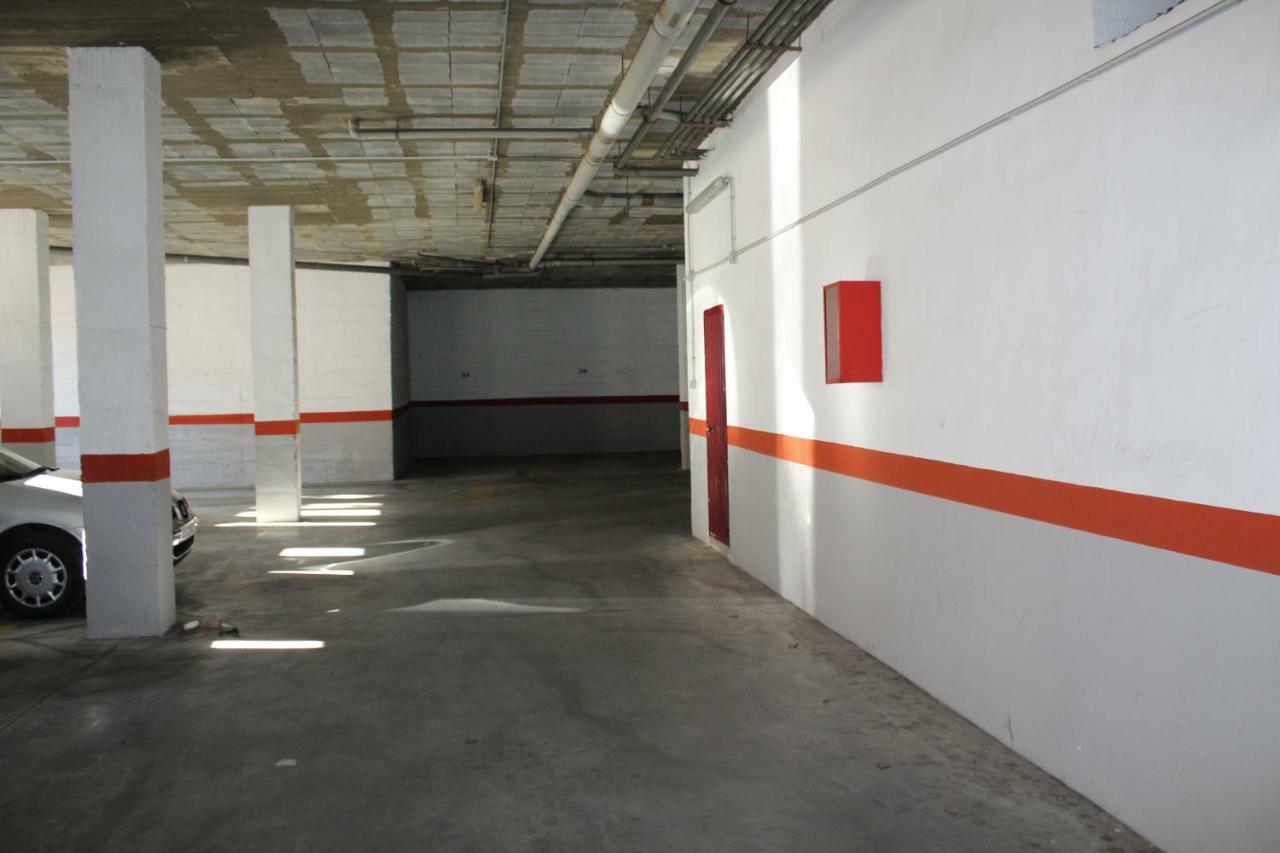 Apartamento Con Parking Gratuito Малага Екстериор снимка