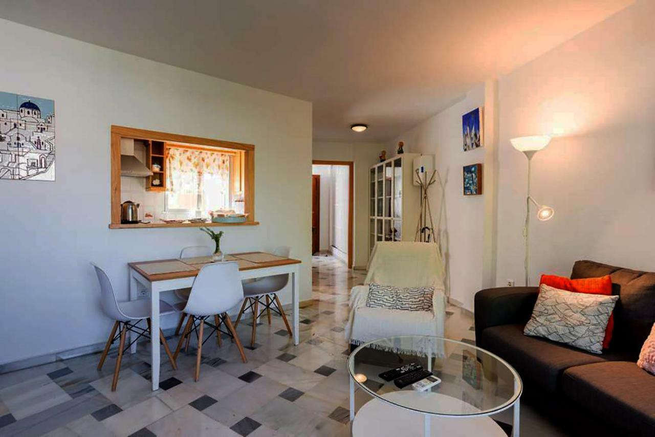 Apartamento Con Parking Gratuito Малага Екстериор снимка