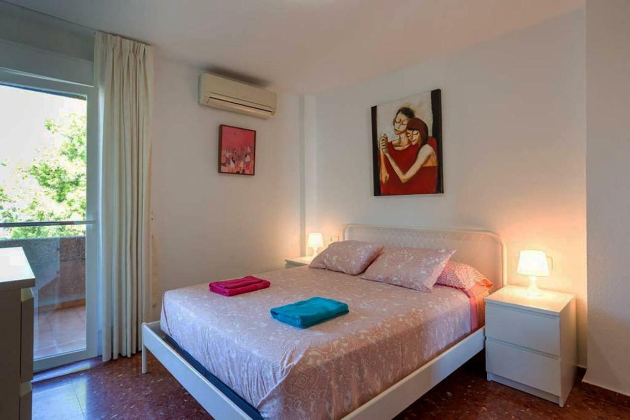 Apartamento Con Parking Gratuito Малага Екстериор снимка