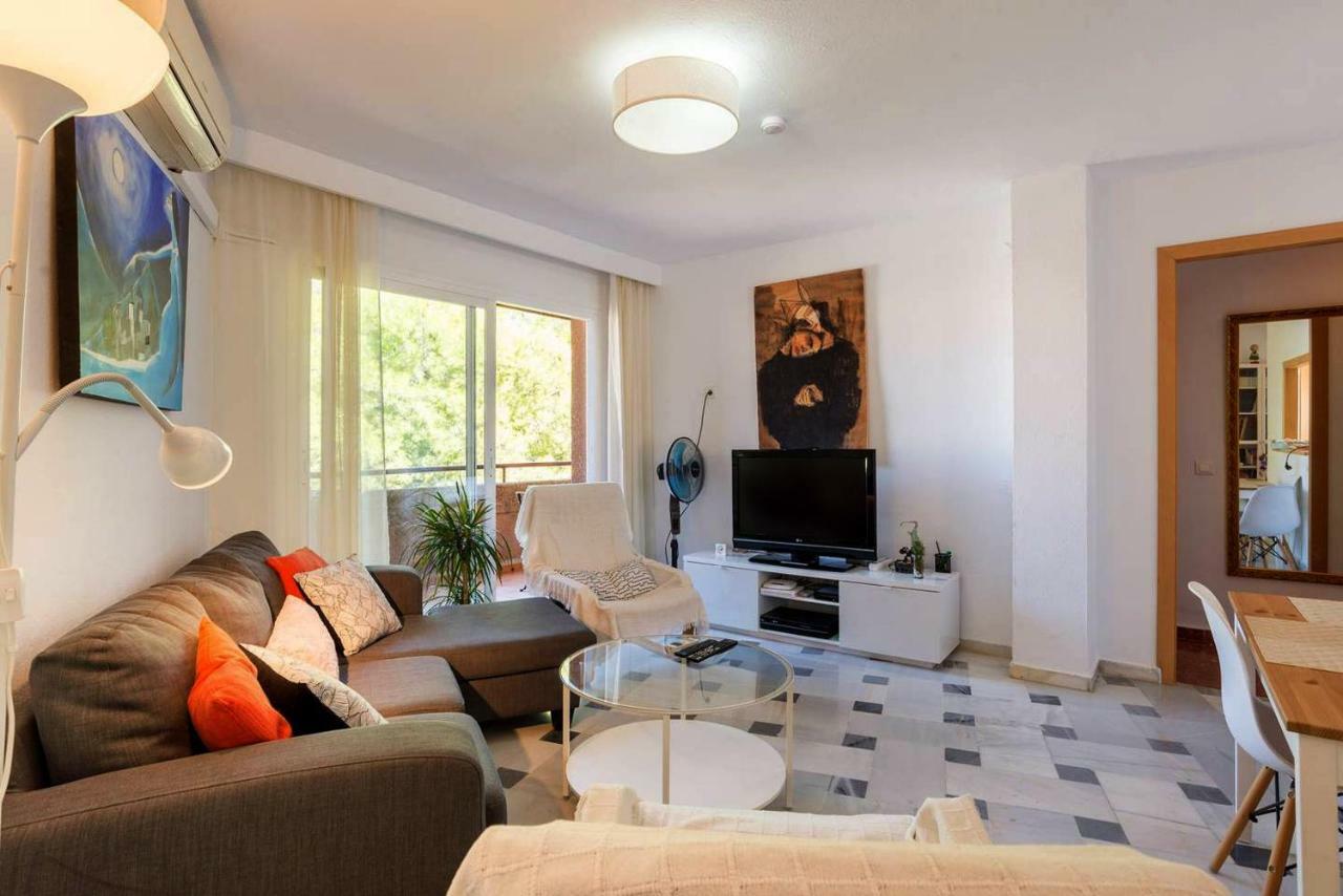 Apartamento Con Parking Gratuito Малага Екстериор снимка